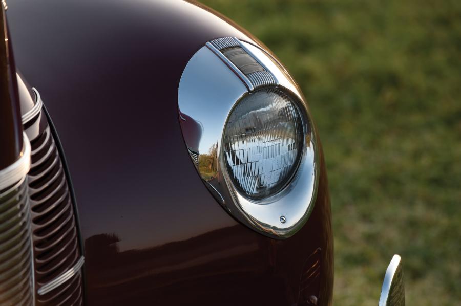  Ford DeLuxe Convertible Coupe 1940 года  (фото 12 из 80)